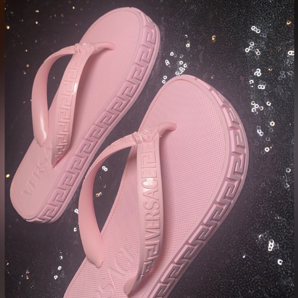 Versace Greca Sandals flip flops - Picture 6 of 7